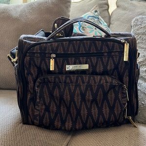 Jujube diaper bag like new